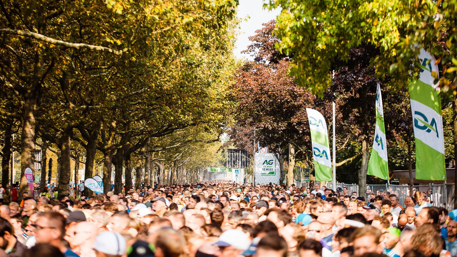 The country's largest running festival is all set to welcome back 30,000  runners! - Baloise Antwerp 10 Miles